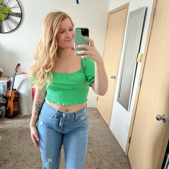 TopShop Green Smocked Crop Top - Picture 1 of 10